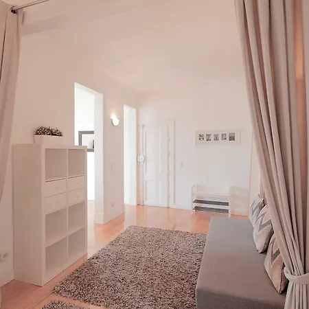 Mika's Homes - Alfama Apartman Lisboa
